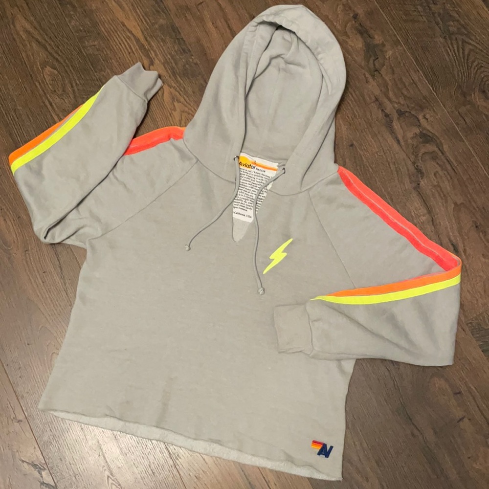 AVIATOR NATION CROPPED PULLOVER HOODIE SIZE LARGE